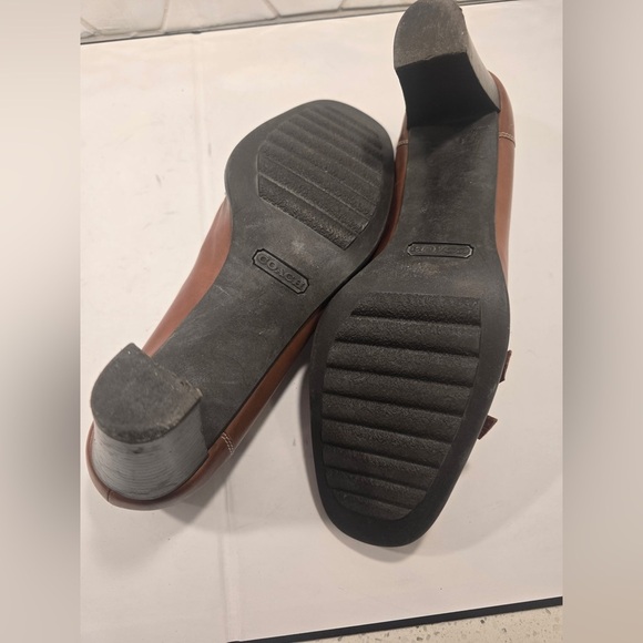 Coach Womans KRISTI Pumps Light Brown Leather Buckle Size 10 Made In Italy Heels - Picture 5 of 8